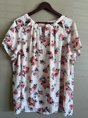 Torrid Blush Pink Floral & Skull Cutout Blouse with Pink Roses Size 2X